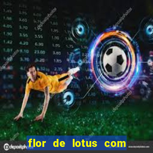 flor de lotus com lua tatuagem